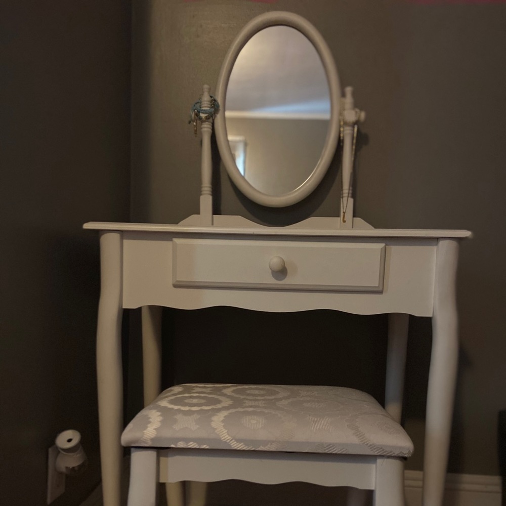 Vanity Beauty